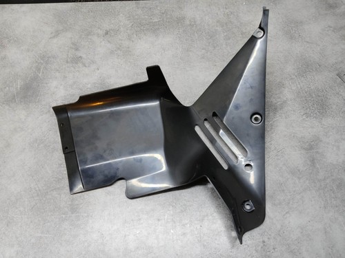 Interior right awning black