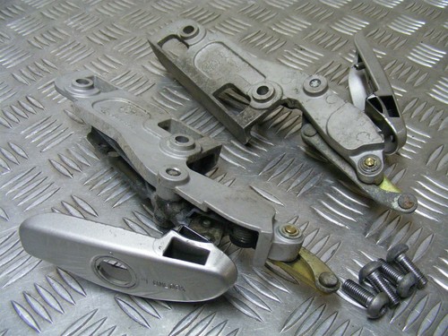 St1300 pannier release catches - release,